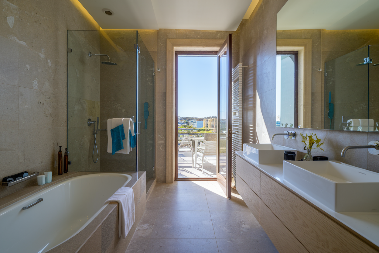 Client: Mr. L. Galea, (Sliema, Malta)